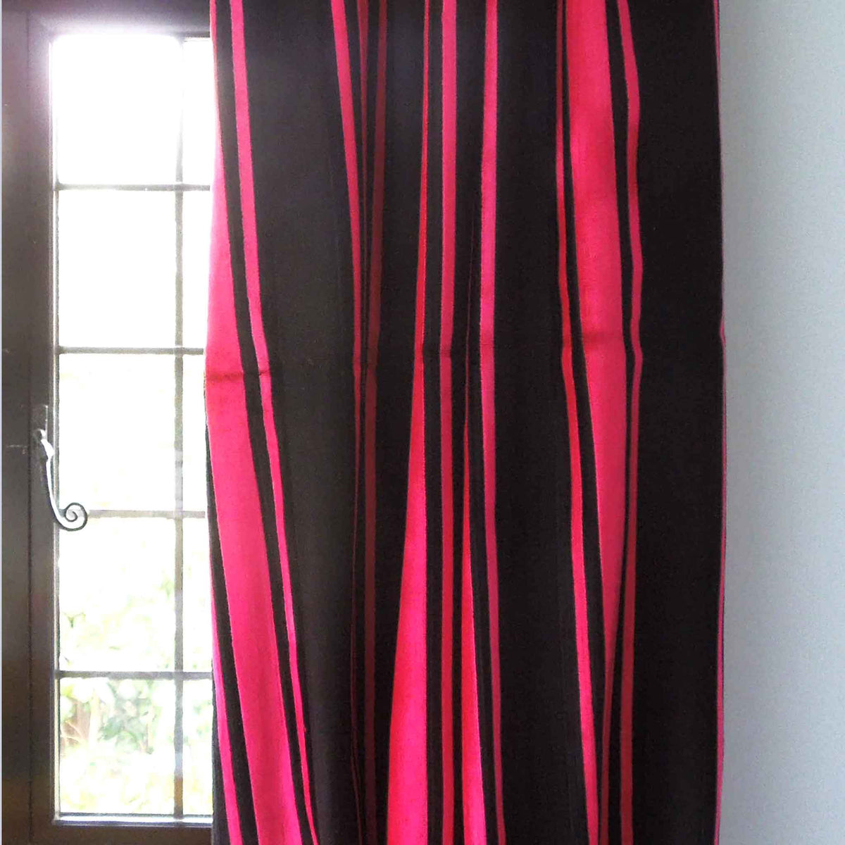 Bright Pink and Black Jacquard Velvet/Plush Furnishing Fabric . – Fabric  and Ribbon