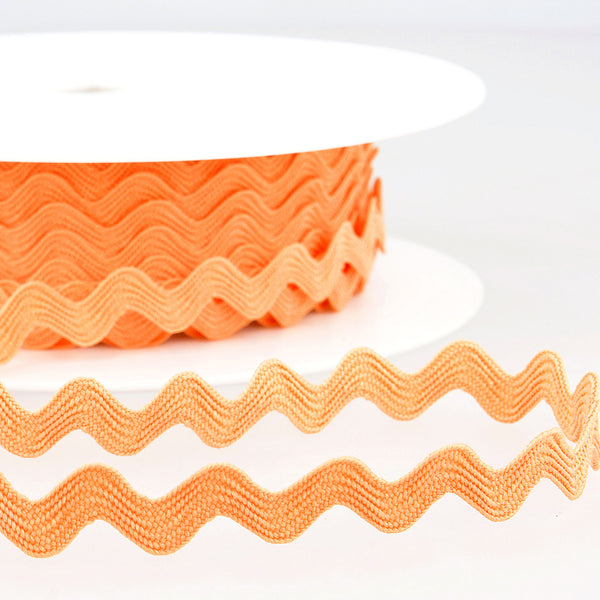 15mm Ric Rac Trim - Salmon Pink - Stephanoise