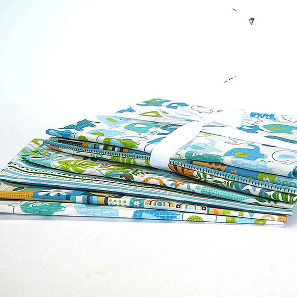 Blue Jungle Fat Quarter Bundle - Makower - In the Jungle Collection