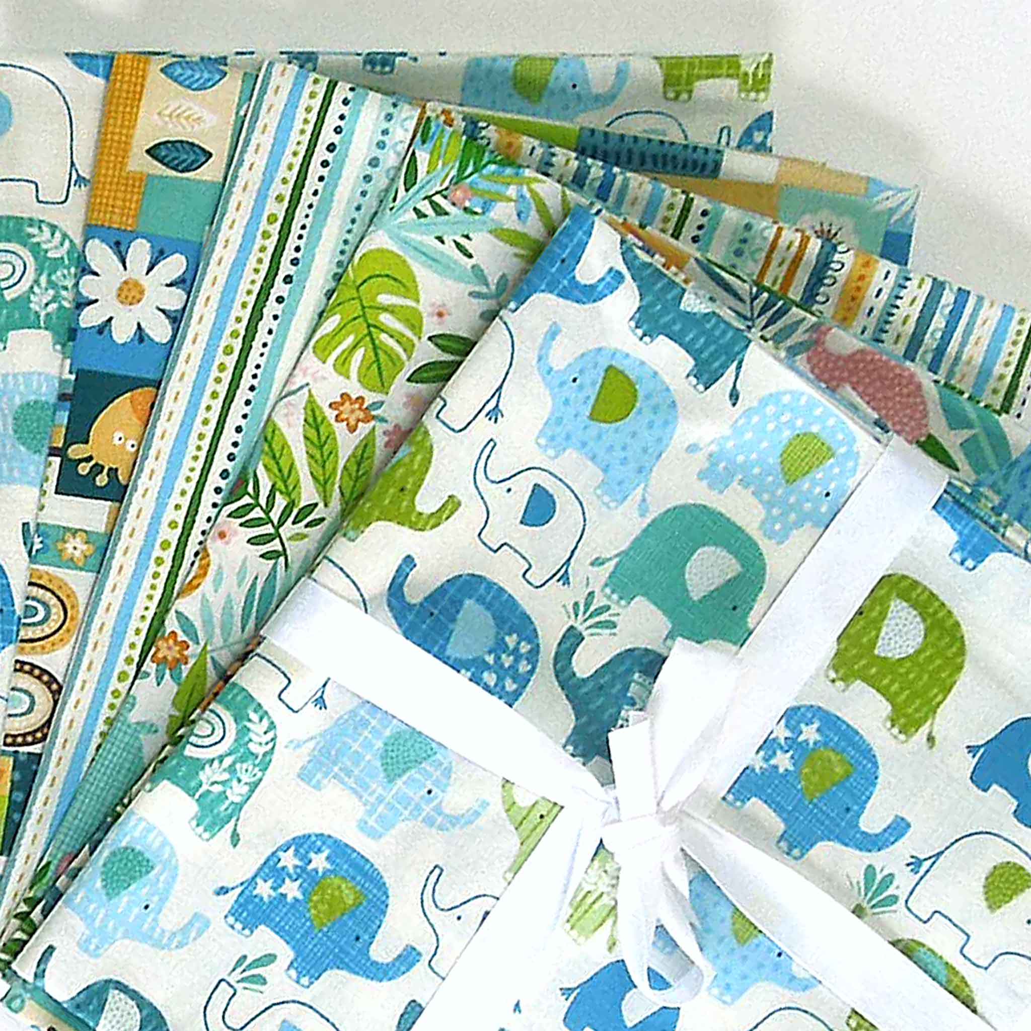 Blue Jungle Fat Quarter Bundle - Makower - In the Jungle Collection