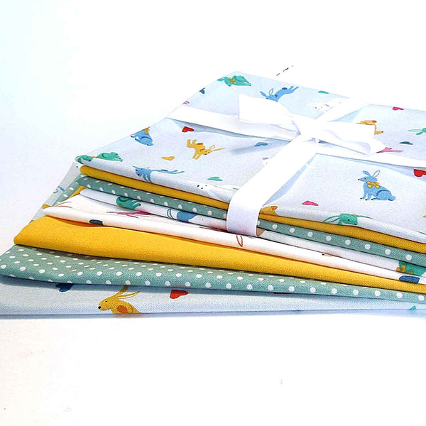 Rabbits Fat Quarter Bundle - Makower - Spring Collection