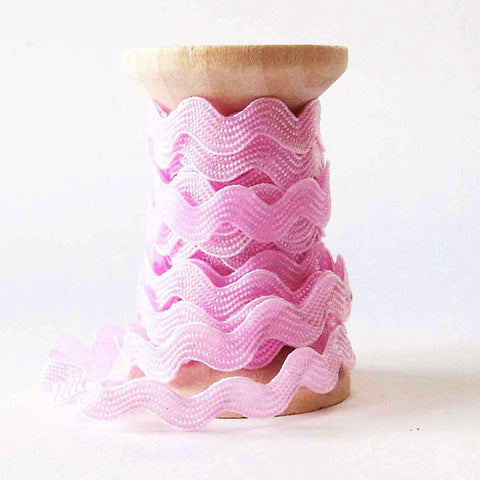 6mm RicRac Trim on Wooden Bobbin - Pink - 2 Metres