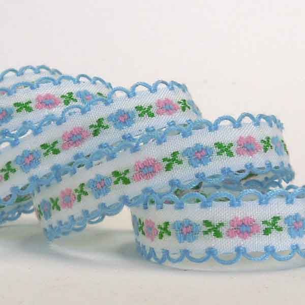 10mm Scalloped Edge Floral Trim - Cornflower Blue - Wooden Spool - 2 M ...