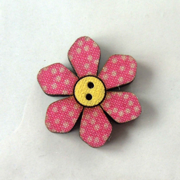 25 mm Daisy Wooden Flower Buttons, Pack of 3 Craft Buttons